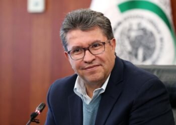 Morena asegura apoyo para reforma electoral, pero sin mayoría calificada: Monreal