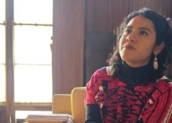 Movimiento estratégico en la SEP: Nadia López García sustituye a Marx Arriaga
