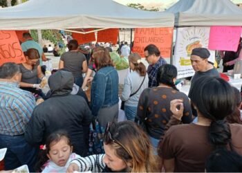 ONCEAVA EDICIÓN: Cientos de turistas y playenses disfrutan la Feria del Tamal