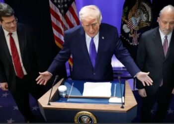 TRAS REVÉS DE CORTE: Trump aumenta arancel global de 10 a 15% 1 TRAS REVÉS DE CORTE: Trump aumenta arancel global de 10 a 15%