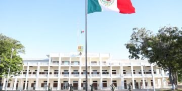 Conmemoran el 109 aniversario de la Promulgación de la Constitución Política Mexicana
