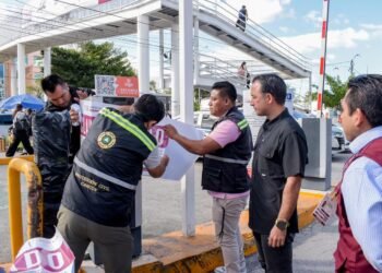 Clausuran estacionamientos de Las Américas y Plaza Outlet
