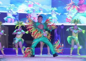 Celebran la noche “Selva Mágica” del Carnaval Ciudad Mujeres 2026