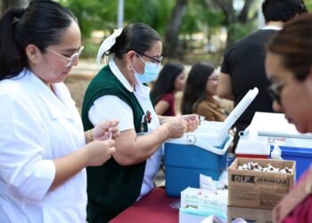 Refuerza Cancún vacunación contra sarampión con 550 dosis en Palacio Municipal