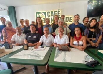 Exigen ambientalistas a CFE transparentar línea submarina Playa del Carmen–Chankanaab II