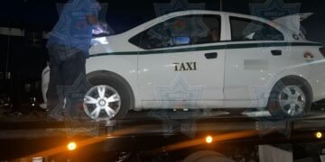 Frustran robo violento de taxi tras persecución en Cancún