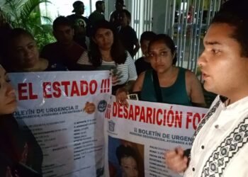 DESDE CDMX A PLAYA: Madre busca a su hijo con Alerta Amber