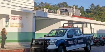 EN CHETUMAL: Hallan camioneta de Carlos Hernández Gorocica con manchas de sangre en la UT