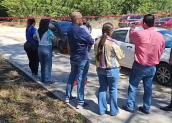 EN CHETUMAL: Hallan camioneta de Carlos Hernández Gorocica con manchas de sangre en la UT