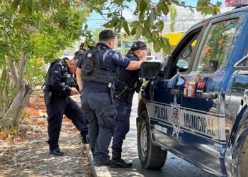 Detienen a policía municipal por robo; Ana Paty reitera “cero tolerancia”