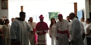 NUEVO OBISPO: Asume cargo el Monseñor Salvador González