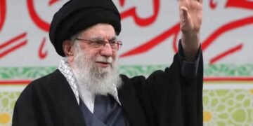 Confirma Trump muerte de líder supremo de Irán