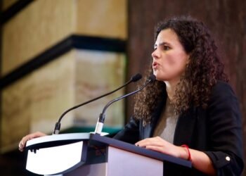 SE TAMBALEA ALIANZA: Desmiente Luisa Alcalde acuerdo sobre «pluris» con PVEM y PT