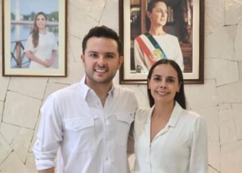 Se reúne Pablo Bustamante con Ana Paty Peralta