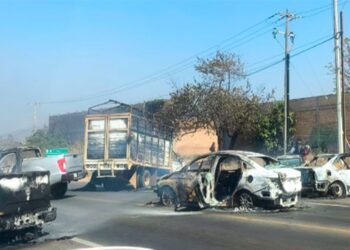 TRÁS GOLPE A CJNG: Deja al menos 500 vehículos incendiados en Jalisco y Nayarit