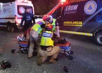 ESCAPE FALLIDO: Motociclistas quedan lesionados tras evitar alcoholímetro