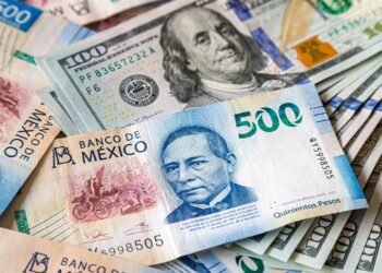 Dólar hoy: El peso mexicano se debilita ante la escalada bélica en Oriente Medio