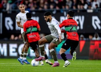 Dónde ver NEC vs. PSV: La batalla por Europa y el título que sacudirá la Eredivisie 1 Dónde ver NEC vs. PSV: La batalla por Europa y el título que sacudirá la Eredivisie