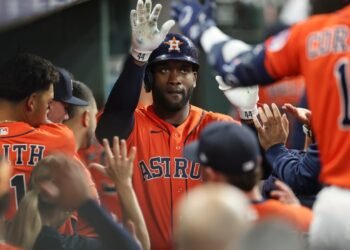 Dónde ver a los Astros dominar pronósticos ante Angels en el estreno del Daikin Park