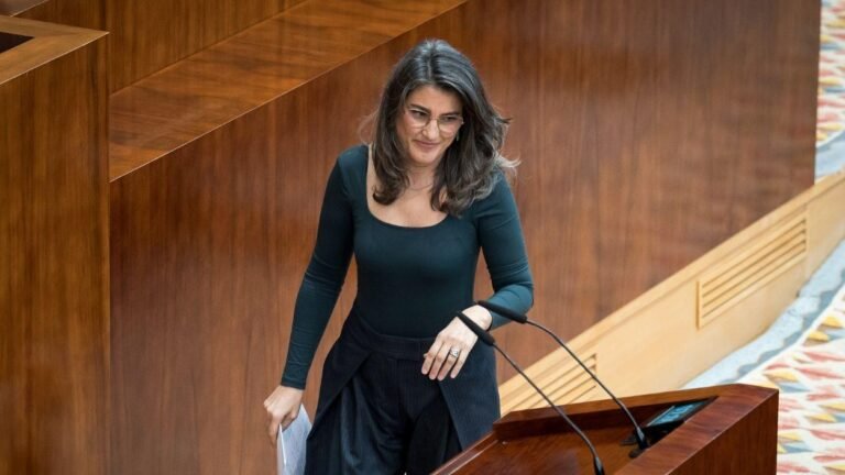 El choque ideológico Bergerot-Ayuso fractura la Asamblea de Madrid por la crisis en Irán