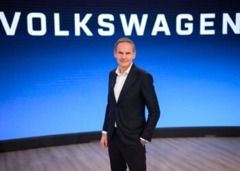 El plan estratégico de Oliver Blume para salvar a Volkswagen de la crisis en 2026