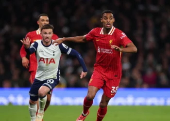 Liverpool vs Tottenham en vivo: horario y dónde ver el duelo de urgencias en Anfield