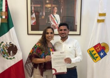 CAMBIO EN EL GABINETE: Se integra Héctor Pérez Rivero al Despacho de la Gobernadora