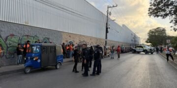 EN VILLAS DEL MAR: Mototaxistas reinstalan base tras ser retirados por Imoveqroo