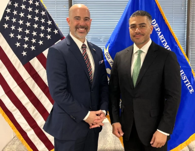 Omar García Harfuch sella pacto con la DEA para frenar el tráfico de armas