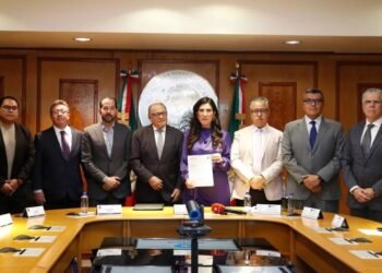 REFORMA ELECTORAL: Plantea recorte al presupuesto del INE y cambios constitucionales