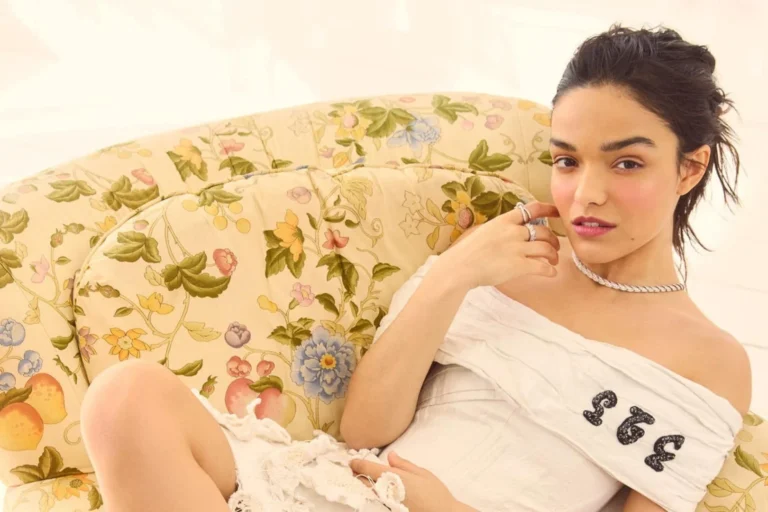 Rachel Zegler desafía el guion de la fama en el nuevo Hollywood