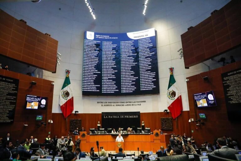 Reforma al artículo 127 pone fin a las "pensiones doradas" en México