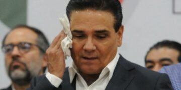 Giran orden de arresto contra Silvano Aureoles por homicidio y tortura