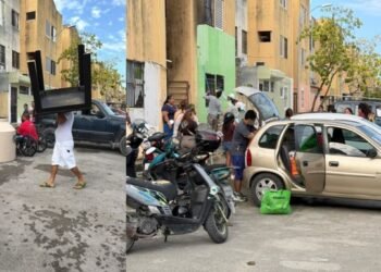 EN PASEOS DEL MAR: Apoyan cancunenses a familia víctima de trágico incendio 2 EN PASEOS DEL MAR: Apoyan cancunenses a familia víctima de trágico incendio