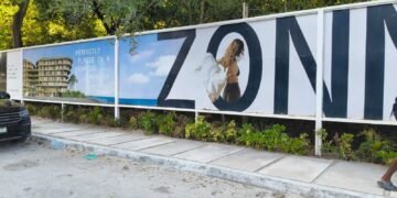 Proyectan torres y hotel en Playa Mamitas, en una zona afectada por erosión y sargazo