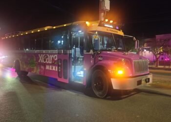 Atropella autobús de Xcaret a un motociclista en Playa del Carmen 3 Atropella autobús de Xcaret a un motociclista en Playa del Carmen