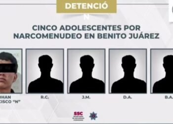 Detienen a 5 jóvenes por presunta venta de drogas cerca de secundaria en Cancún