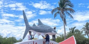 Refuerza los trabajos de mantenimiento en distintos espacios públicos de Isla Mujeres