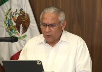 ALUMNAS INTOXICADAS: Enfocará FGE investigación en docente detenido