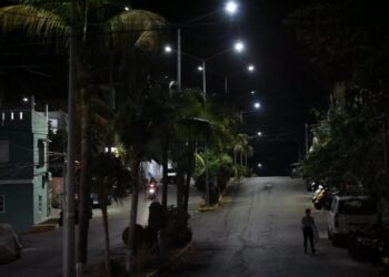 ALUMBRADO PÚBLICO: Reporta Isla Mujeres cobertura de 95% en calles y espacios públicos