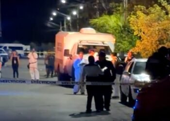 Ejecutan a una mujer en la entrada de un edificio de Prado Norte