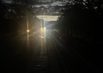 Bloquean habitantes de Sabán carretera en la Ruta de las Iglesias por falta de electricidad
