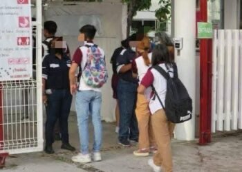 | CAMINOS DEL MAYAB | Peligro en planteles de Quintana Roo