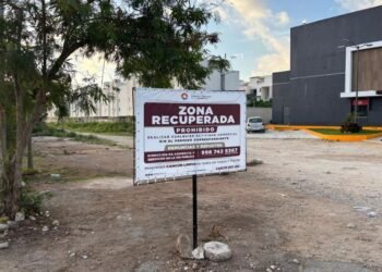 Realizan operativos para liberar espacios públicos en Cancún