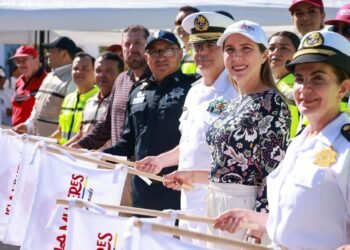 Dan banderazo de inicio de Operativo Vacacional de Semana Santa