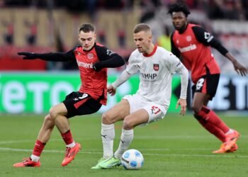 Dónde ver Bundesliga 2026: El muro del Heidenheim ante la urgencia del Leverkusen