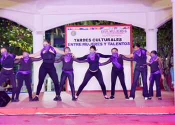 Realizan “Tardes culturales: Entre Mujeres y Talentos”