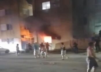 Madre e hijo pierden la vida durante un incendio en Paseos del Mar