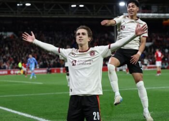 Dónde ver FC Midtjylland vs Nottingham Forest: Claves para la clasificación a Cuartos de Final