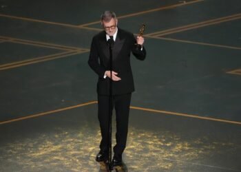 Paul Thomas Anderson rompe la maldición y conquista su primer Oscar